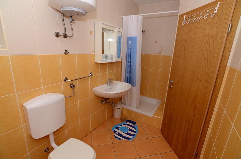 Apartman Milena Apartment Primosten Exterior photo